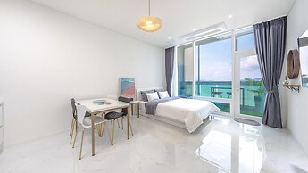 Yeosu Hemiswi SPA Pension