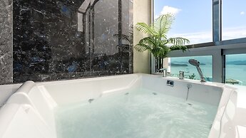 Yeosu Hemiswi SPA Pension