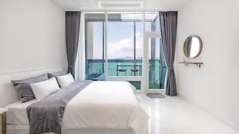 Yeosu Hemiswi SPA Pension