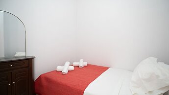 Theoni Central Apartment