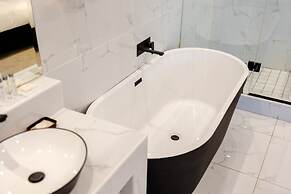 Bedfordview Hotel & Apartments