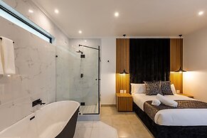 Bedfordview Hotel & Apartments