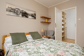 Apartment Warszawa Gdańska by Renters