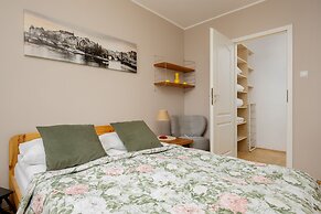 Apartment Warszawa Gdańska by Renters