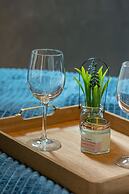 Charming Apartment in Cracow by Renters