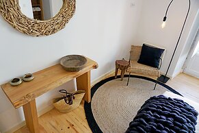 Sonel Investe Anjos Boutique Apartments