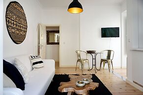 Sonel Investe Anjos Boutique Apartments