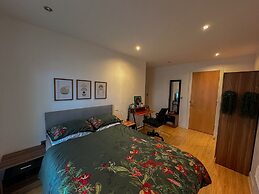 Entire 2BR Flat Rental in Manchester City Centre