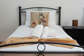 Saranda Waterside Apartments