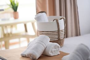 Saranda Waterside Apartments