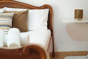 Saranda Waterside Apartments