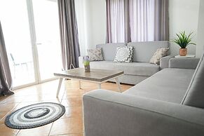 Saranda Waterside Apartments