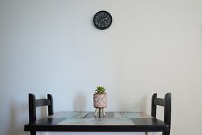 Saranda Waterside Apartments