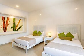 Beautiful Aldea Thai l Resort-style Pool