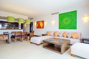 Beautiful Aldea Thai l Resort-style Pool