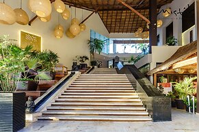 Beautiful Aldea Thai l Resort-style Pool