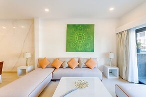 Beautiful Aldea Thai l Resort-style Pool