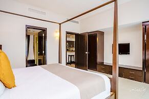 Beautiful Aldea Thai l Resort-style Pool