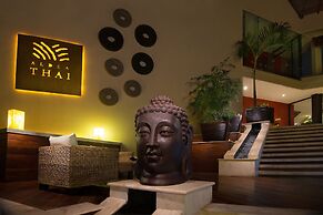 Beautiful Aldea Thai l Resort-style Pool