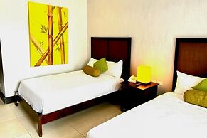 Beautiful Aldea Thai l Resort-style Pool