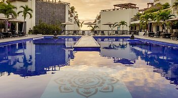 Beautiful Aldea Thai l Resort-style Pool