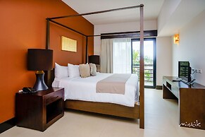 Beautiful Aldea Thai l Resort-style Pool
