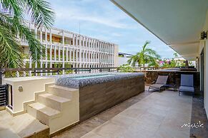 Beautiful Aldea Thai l Resort-style Pool