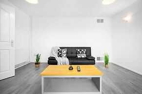 3-bed House in Birmingham-jlr,nec,bham,airport