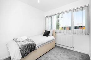 3-bed House in Birmingham-jlr,nec,bham,airport