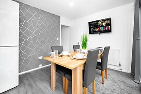 3-bed House in Birmingham-jlr,nec,bham,airport