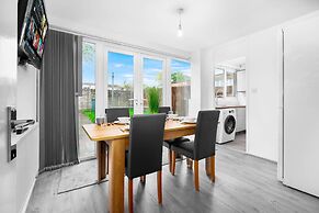 3-bed House in Birmingham-jlr,nec,bham,airport