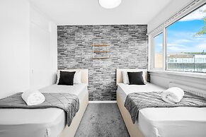 3-bed House in Birmingham-jlr,nec,bham,airport