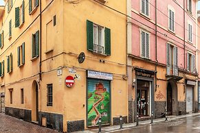 White Leaves Studio by Wonderful Italy