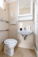 White Leaves Studio by Wonderful Italy