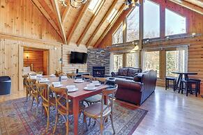 Private Hot Tub & Fire Pit: Log Cabin in Blakeslee