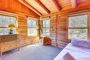 Private Hot Tub & Fire Pit: Log Cabin in Blakeslee