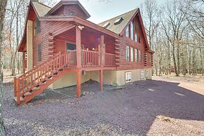 Private Hot Tub & Fire Pit: Log Cabin in Blakeslee