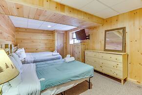 Private Hot Tub & Fire Pit: Log Cabin in Blakeslee