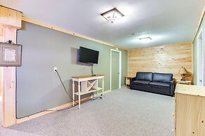 Private Hot Tub & Fire Pit: Log Cabin in Blakeslee