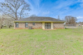 Cozy Family Retreat ~ 10 Mi to Downtown Birmingham