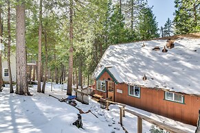 Fire Pit & Lake Access: Dreamy California Cabin!