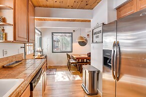 Fire Pit & Lake Access: Dreamy California Cabin!