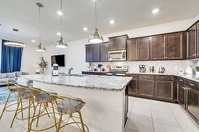 15 Mi to Disney: Davenport Home w/ Pool & Hot Tub