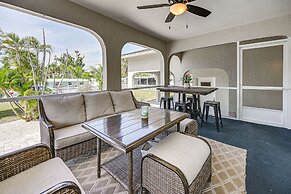 Manasota Key Home w/ Screened Porch: Walk to Beach