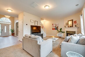 Pet-friendly Atlanta Home: 9 Mi to Downtown!