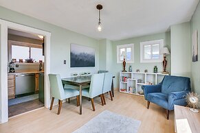 Pet-friendly Pittsburgh Home: 3 Mi to Downtown!