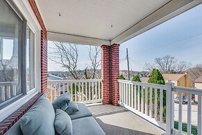 Pet-friendly Pittsburgh Home: 3 Mi to Downtown!