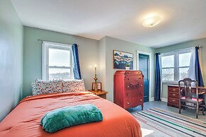 Pet-friendly Pittsburgh Home: 3 Mi to Downtown!