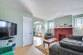 Pet-friendly Pittsburgh Home: 3 Mi to Downtown!