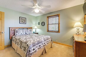 Pet-friendly Hiawassee Cabin w/ Lake Views & Sauna